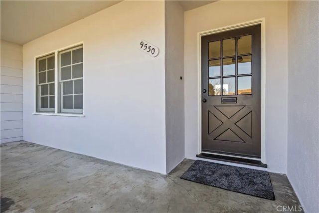 9530 Rives Avenue, Downey, CA 90240