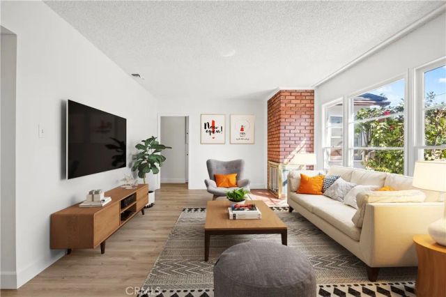 9530 Rives Avenue, Downey, CA 90240