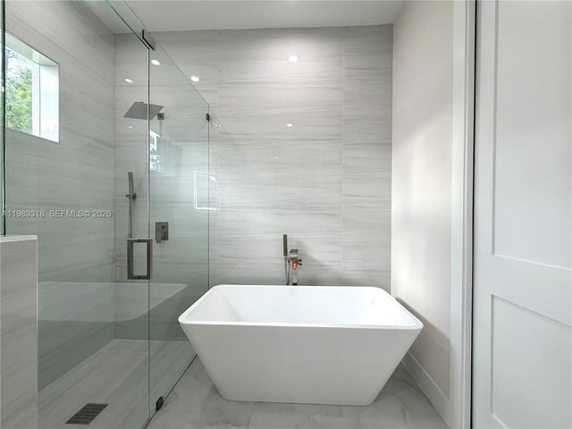 3442 66th Ave NE, Naples, FL 34120