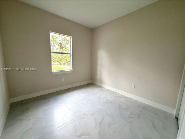 3442 66th Ave NE, Naples, FL 34120