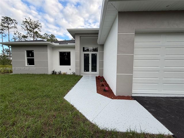 3442 66th Ave NE, Naples, FL 34120