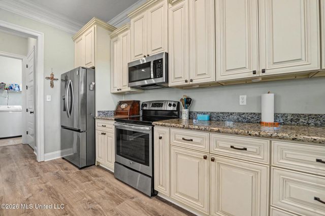 6401 Ascot Drive, Biloxi, MS 39532