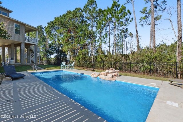 6401 Ascot Drive, Biloxi, MS 39532