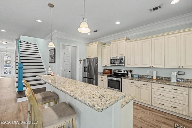 6401 Ascot Drive, Biloxi, MS 39532