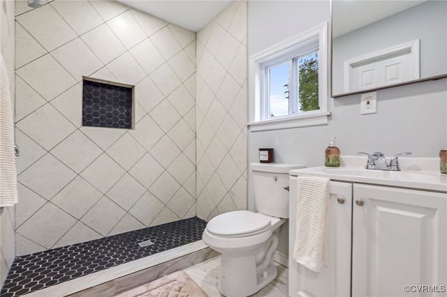 109 N Dunlop St, Petersburg, VA 23803