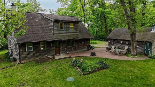 7008 Lavina Road, Dane, WI 53529