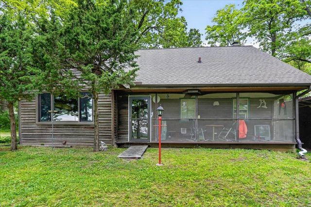 7008 Lavina Road, Dane, WI 53529