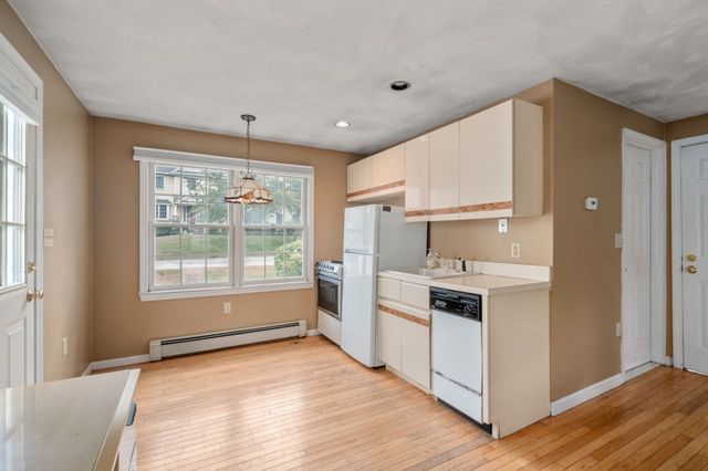 65 Bernard St, Newton, MA 02461