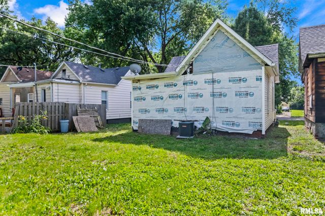 1164 N 3RD Street, Springfield, IL 62702