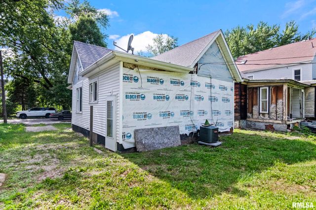 1164 N 3RD Street, Springfield, IL 62702