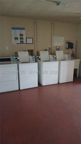 5300 Washington St 225G, Hollywood, FL 33021