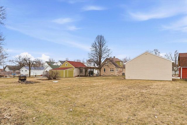 1125 WINNEBAGO AVENUE, Oshkosh, WI 54901