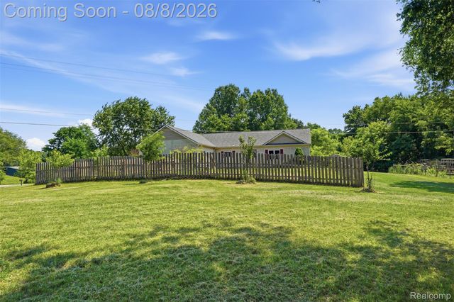 5885 Rowland Pine Court, Marion Township, MI 48843