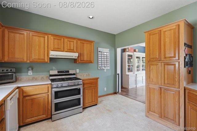 5885 Rowland Pine Court, Marion Township, MI 48843