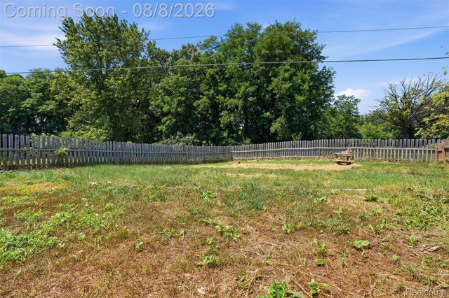 5885 Rowland Pine Court, Marion Township, MI 48843