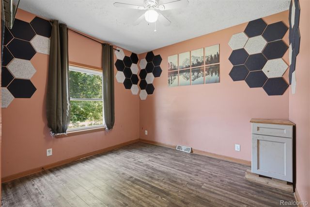 5885 Rowland Pine Court, Marion Township, MI 48843