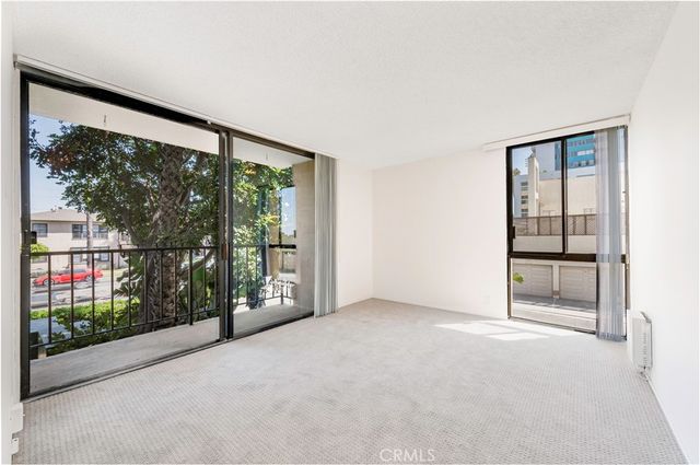 1750 E Ocean 201, Long Beach, CA 90802