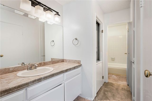 1750 E Ocean 201, Long Beach, CA 90802