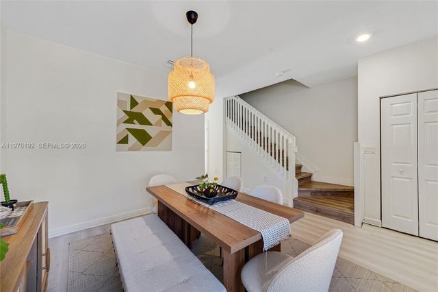 10589 W 33rd Ln, Hialeah, FL 33018