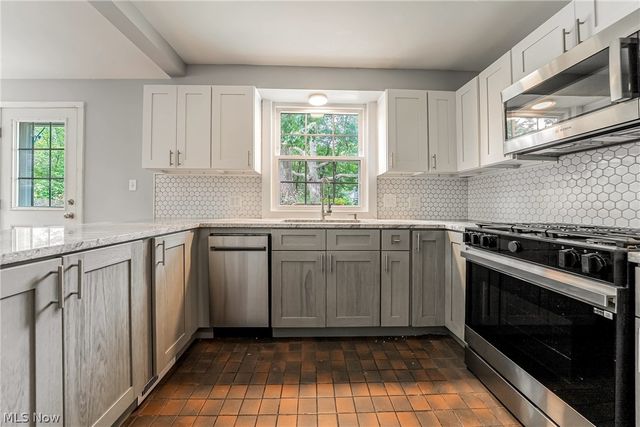 3187 Rumson Road, Cleveland Heights, OH 44118