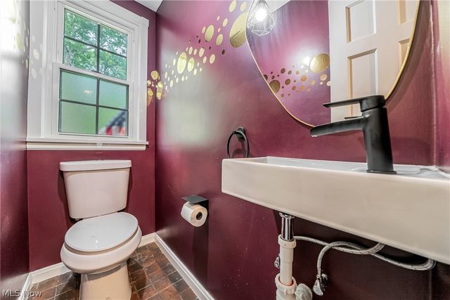 3187 Rumson Road, Cleveland Heights, OH 44118