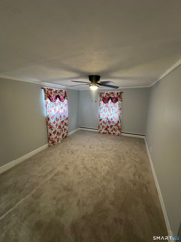 24 Bel Aire Circle, Windsor Locks, CT 06096