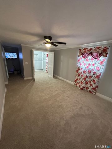 24 Bel Aire Circle, Windsor Locks, CT 06096