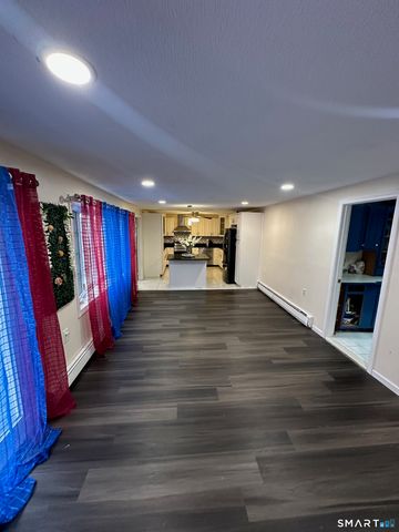 24 Bel Aire Circle, Windsor Locks, CT 06096