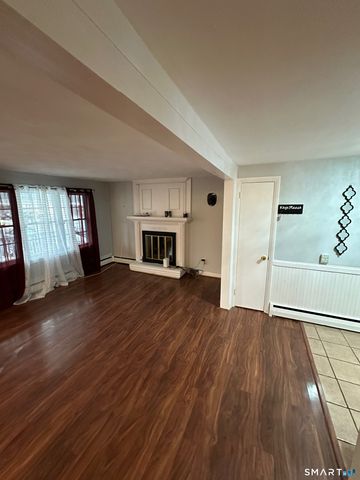 24 Bel Aire Circle, Windsor Locks, CT 06096