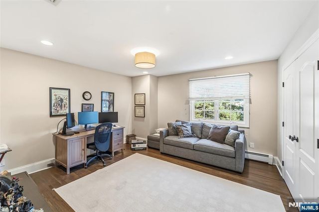 27 Pine Hill Road, Old Tappan, NJ 07675