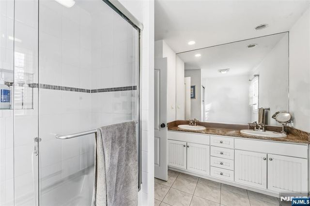 27 Pine Hill Road, Old Tappan, NJ 07675