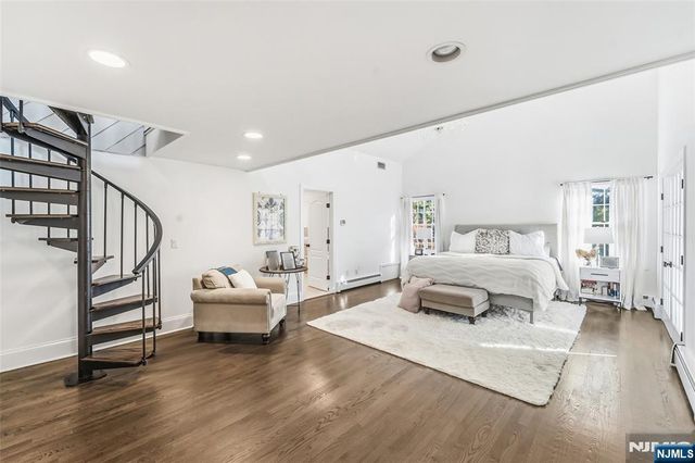 27 Pine Hill Road, Old Tappan, NJ 07675