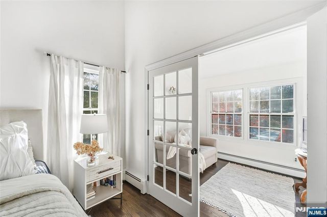 27 Pine Hill Road, Old Tappan, NJ 07675