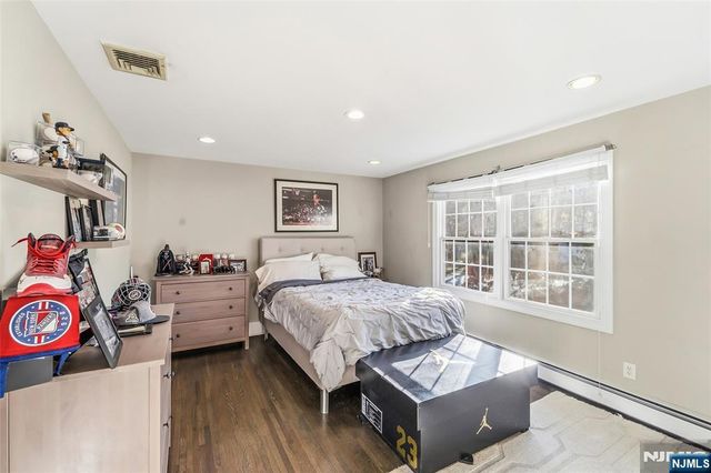 27 Pine Hill Road, Old Tappan, NJ 07675