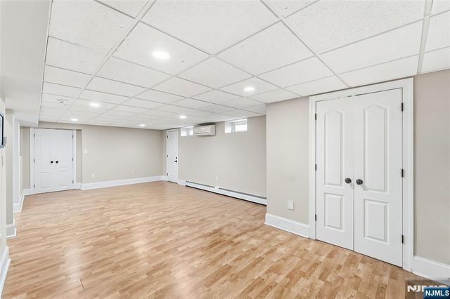 27 Pine Hill Road, Old Tappan, NJ 07675