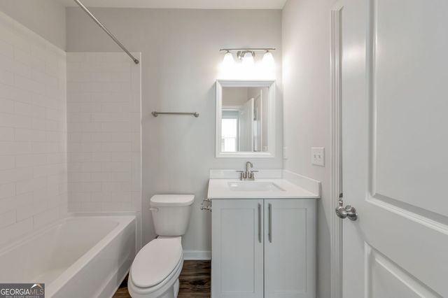 910 Brees Court, Atlanta, GA 30318