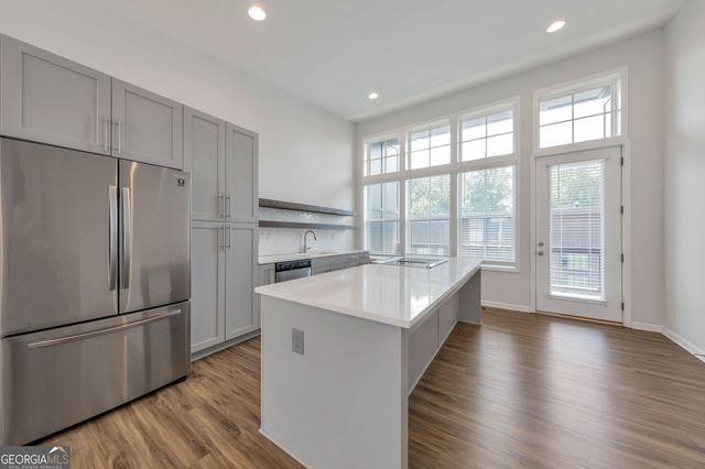 910 Brees Court, Atlanta, GA 30318