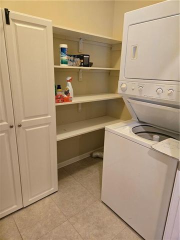 503 E Ottawa Street, Paola, KS 66071