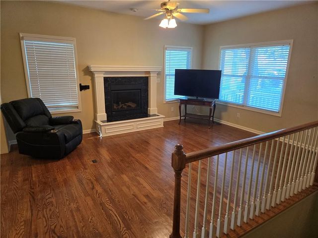 503 E Ottawa Street, Paola, KS 66071