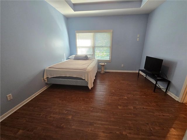 503 E Ottawa Street, Paola, KS 66071