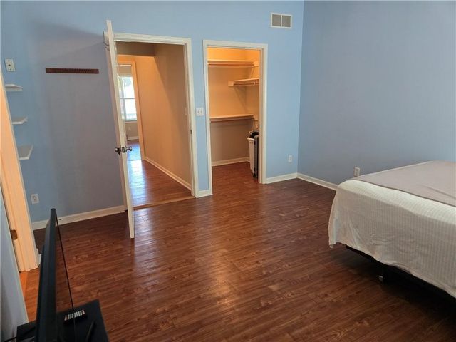 503 E Ottawa Street, Paola, KS 66071