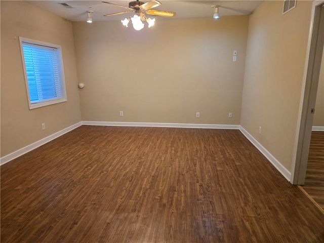 503 E Ottawa Street, Paola, KS 66071