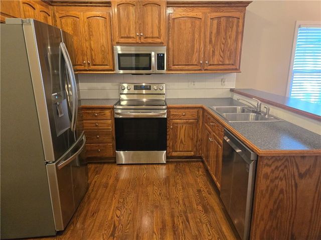 503 E Ottawa Street, Paola, KS 66071