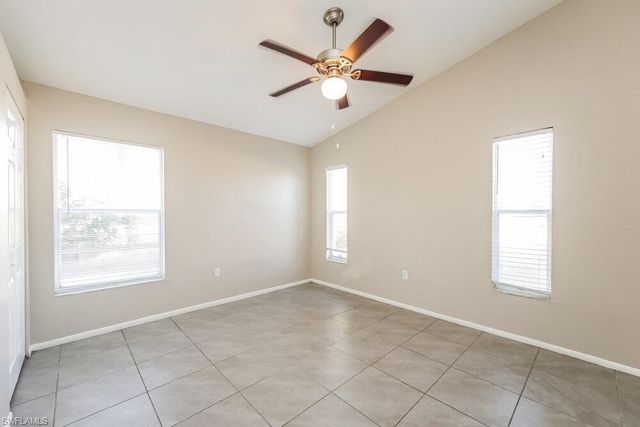 2123 NE 4th PL, Cape Coral, FL 33909