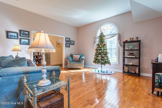 122 Waccamaw Drive, Hertford, NC 27944