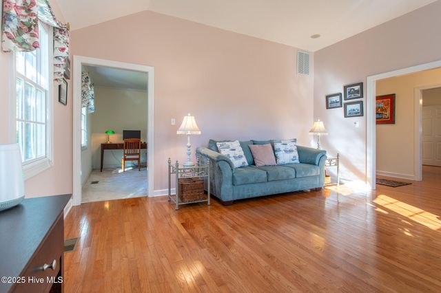 122 Waccamaw Drive, Hertford, NC 27944