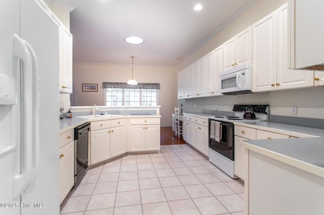 122 Waccamaw Drive, Hertford, NC 27944