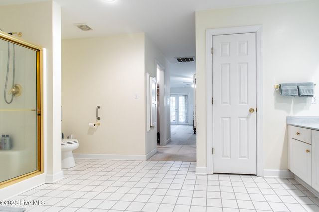 122 Waccamaw Drive, Hertford, NC 27944