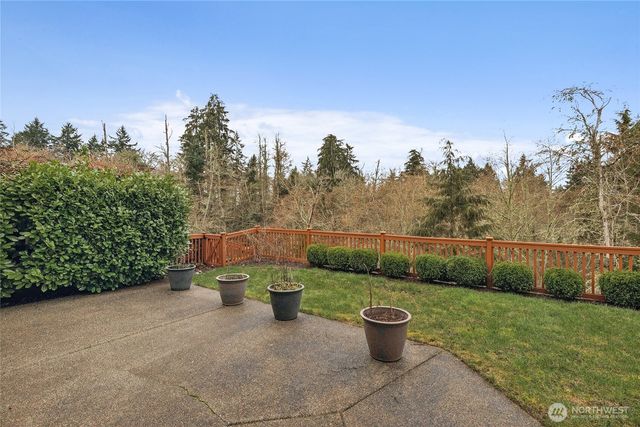 1563 Sinclair Drive, Dupont, WA 98327