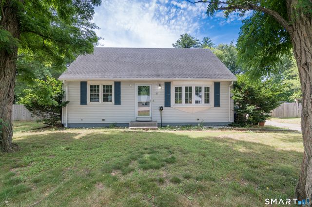 57 Indian Run, Enfield, CT 06082